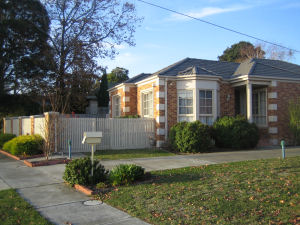 Meine Villa in 18/1 Mount Street, Glen Waverley